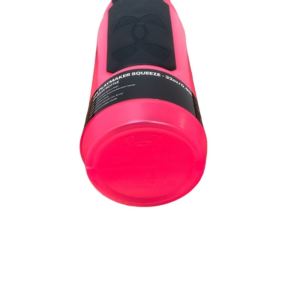 Under Armour UA Playmaker Squeeze Water Bottle 32oz Workout Fitness Sport Bottle - Picture 6 of 8